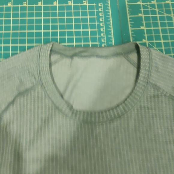 Men's Green T-Shirt - Picture 6 of 13